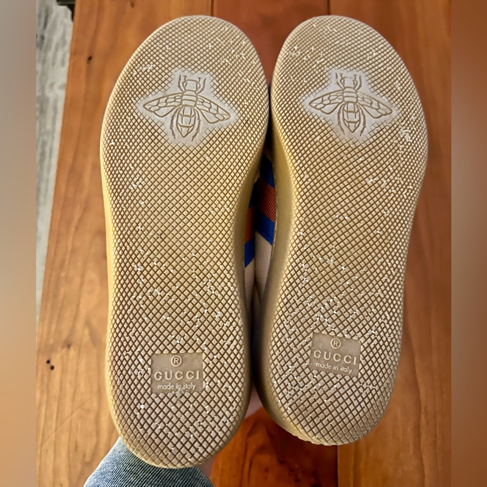 Sale!!!  Gucci Light Pink and Blue Leather Sneakers—Great condition! - Picture 7 of 10